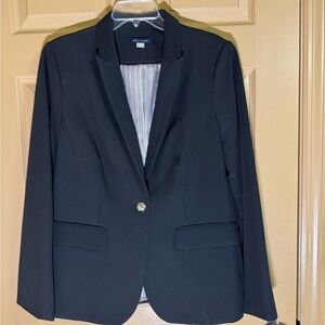 Wear-Everywhere Black Blazer